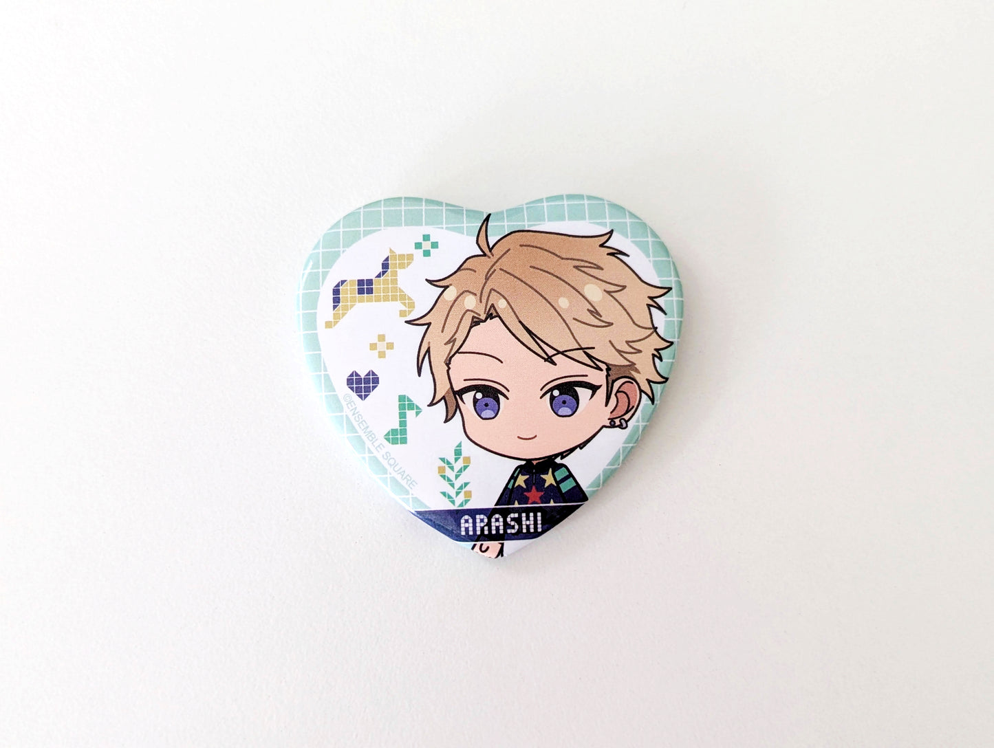 [UMAJO×ES] Can Badge